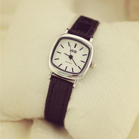 Casual retro women quartz watches