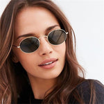 Retro oval sunglasses