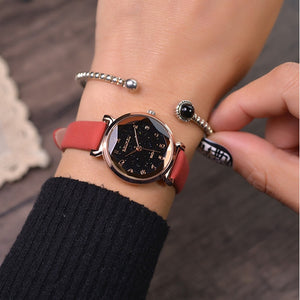 Vintage leather quartz women watch
