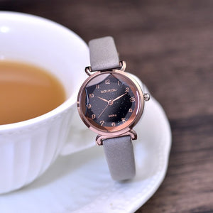 Vintage leather quartz women watch